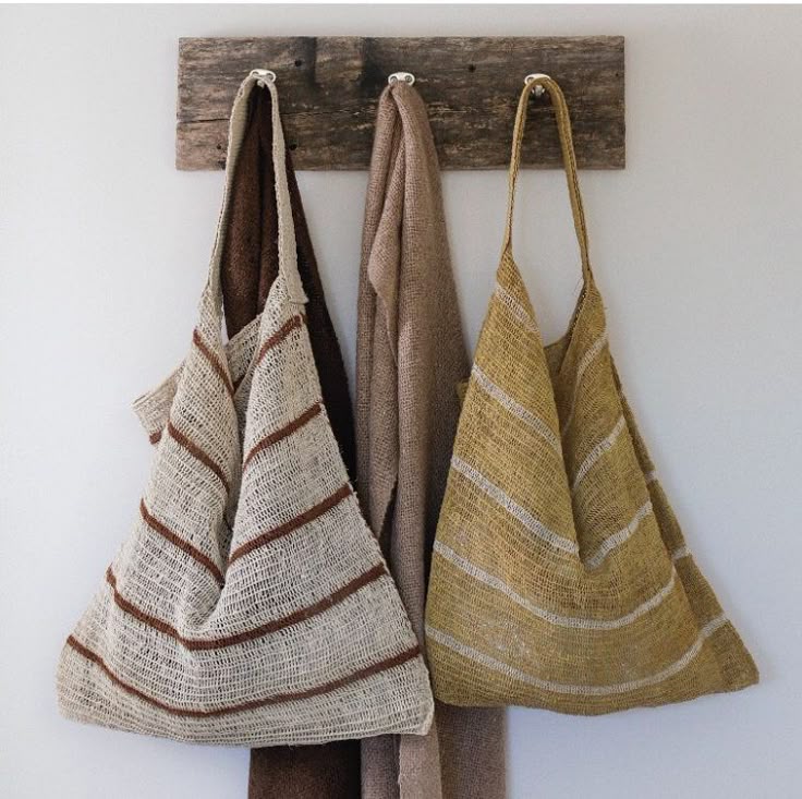 Malibu Boutique Shopping bags.