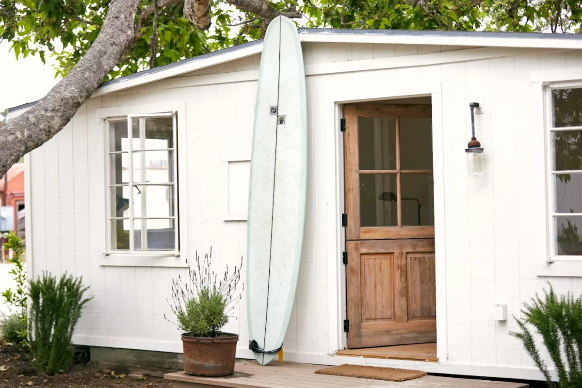 Malibu Boutique Shopping at surf canyon.