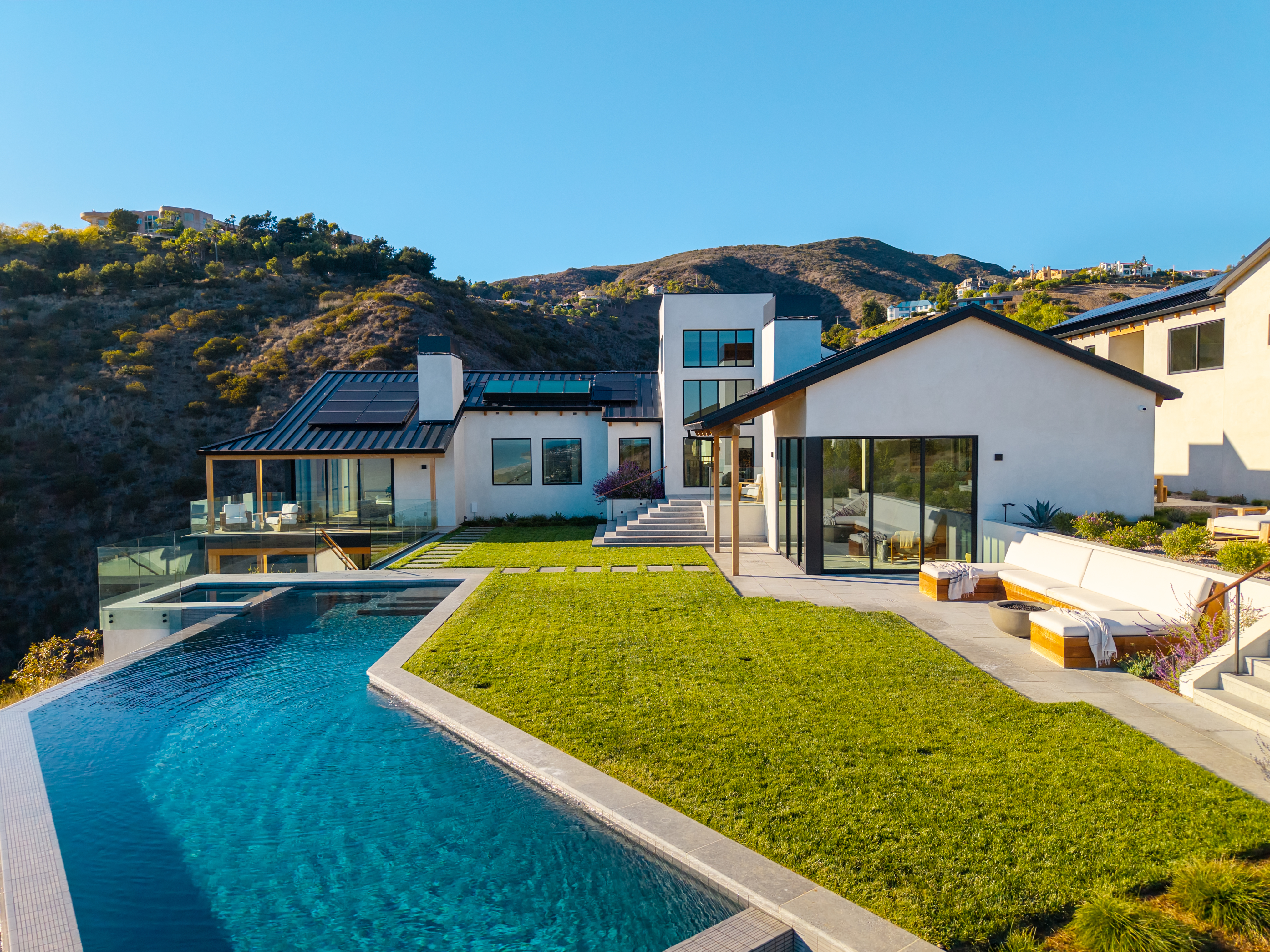 Anacapa: Where Architecture, Serenity, and Coastal Luxury Converge in Trancas Malibu